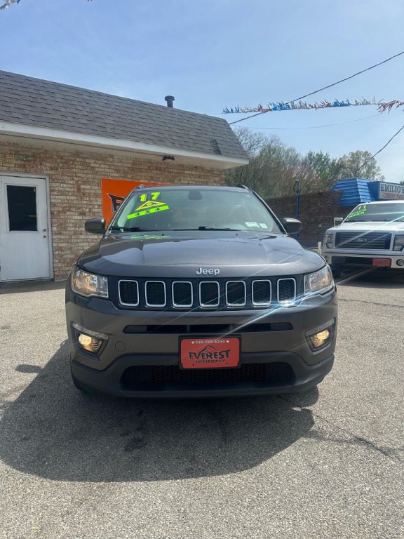 2017 Jeep Compass Image 1