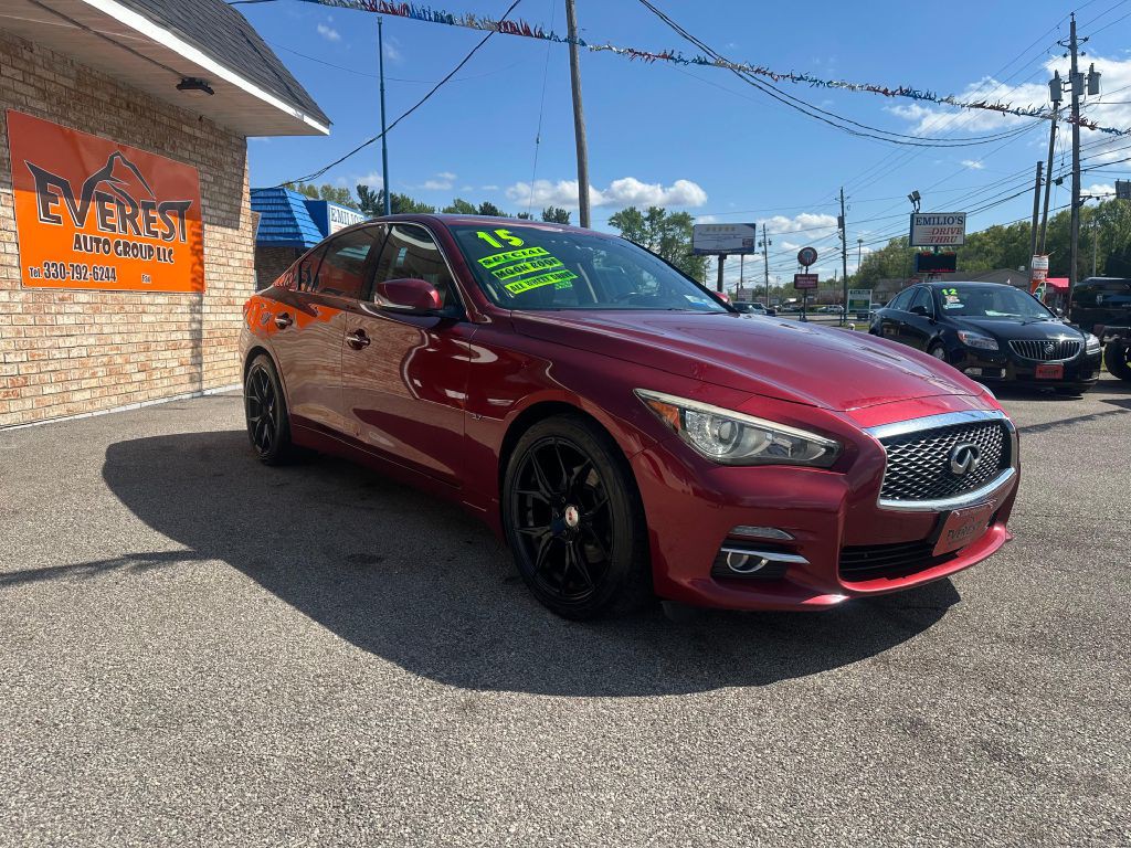 2015 INFINITI Q50 Image 2
