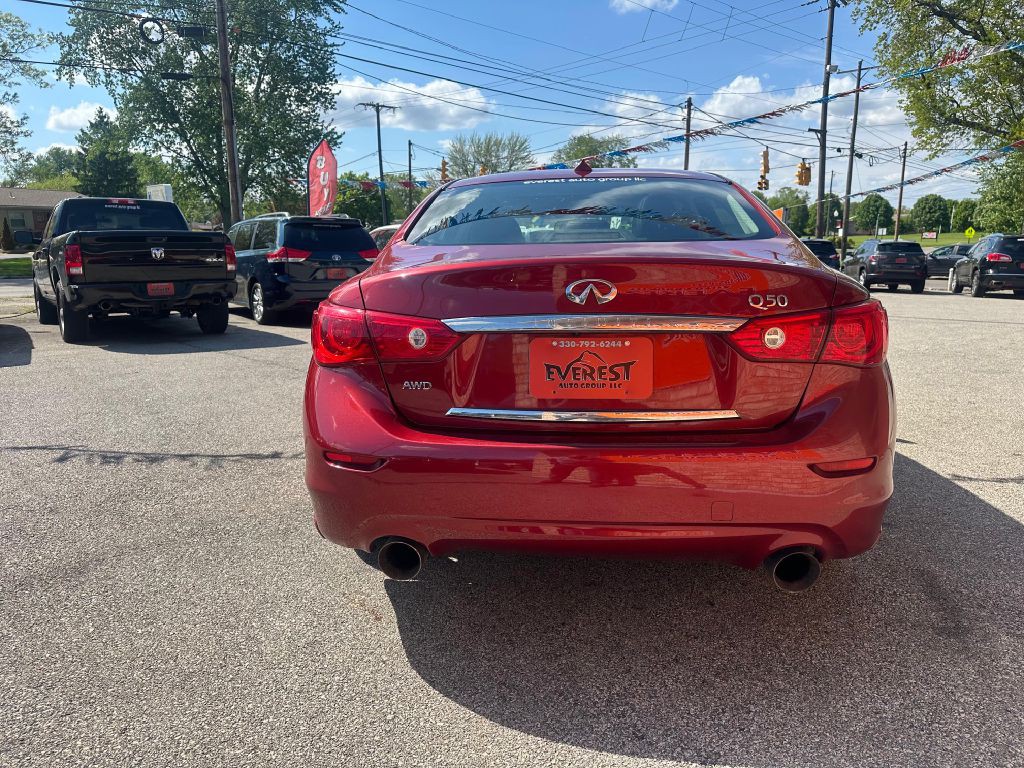 2015 INFINITI Q50 Image 4