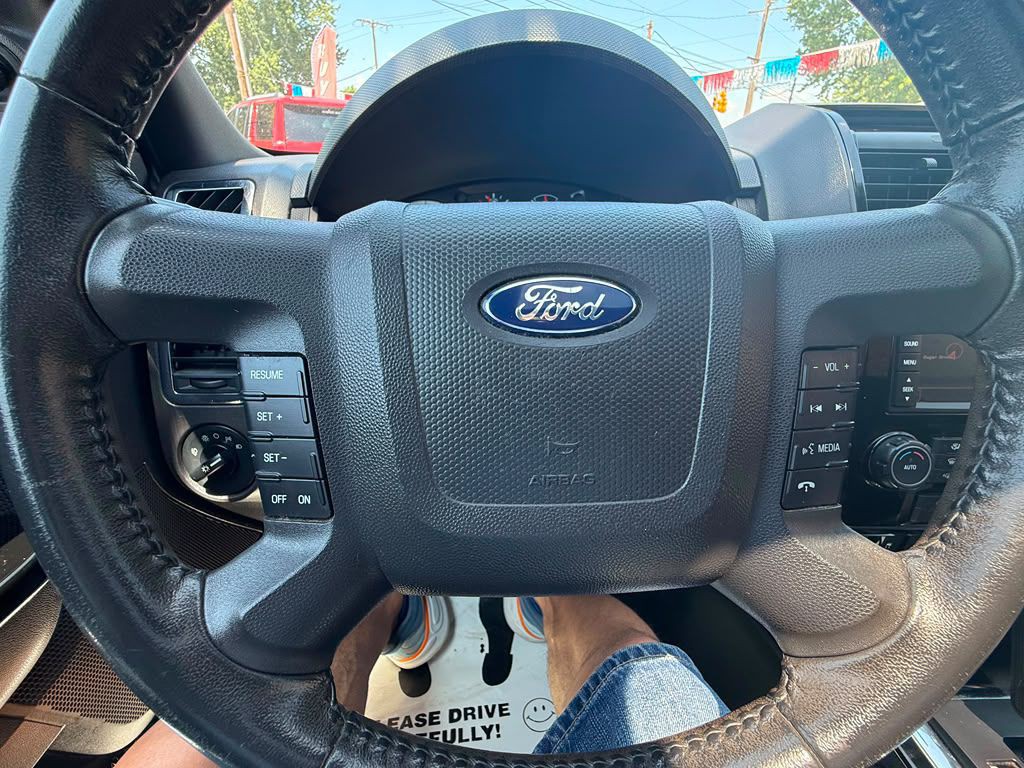 2009 Ford Escape Image 13