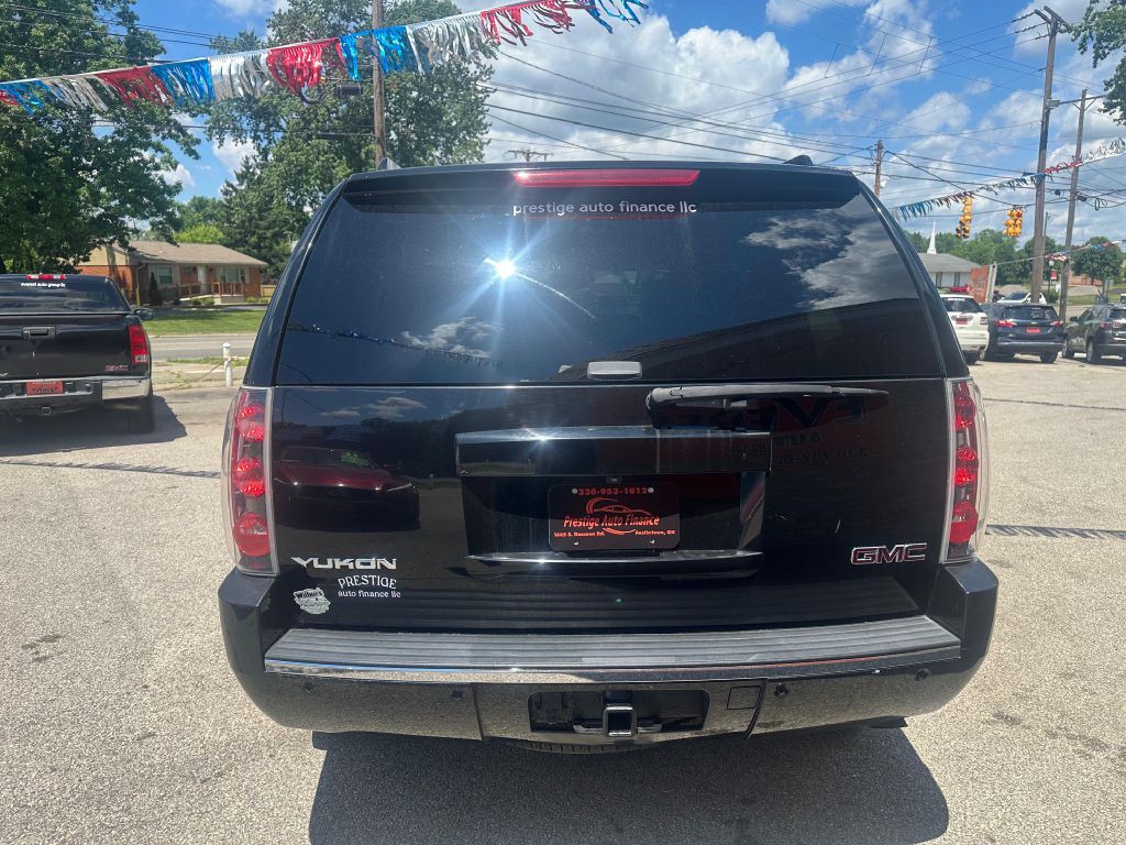 2008 GMC Yukon Image 4