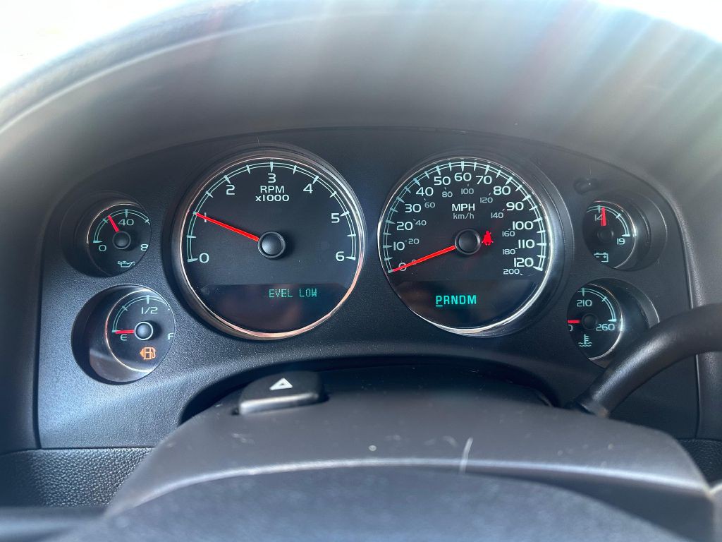 2008 GMC Yukon Image 12