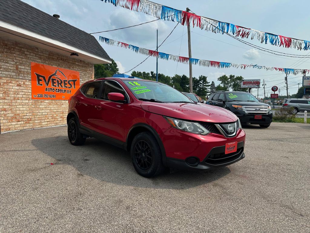 2018 Nissan Rogue Image 2