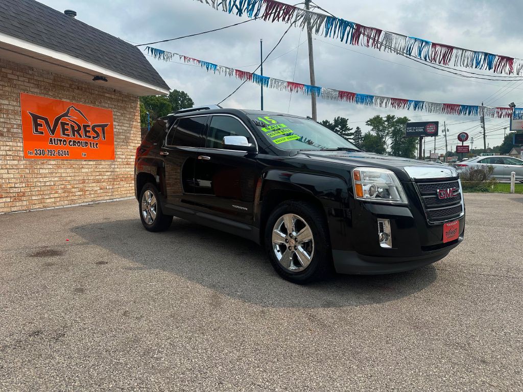 2015 GMC Terrain Image 2