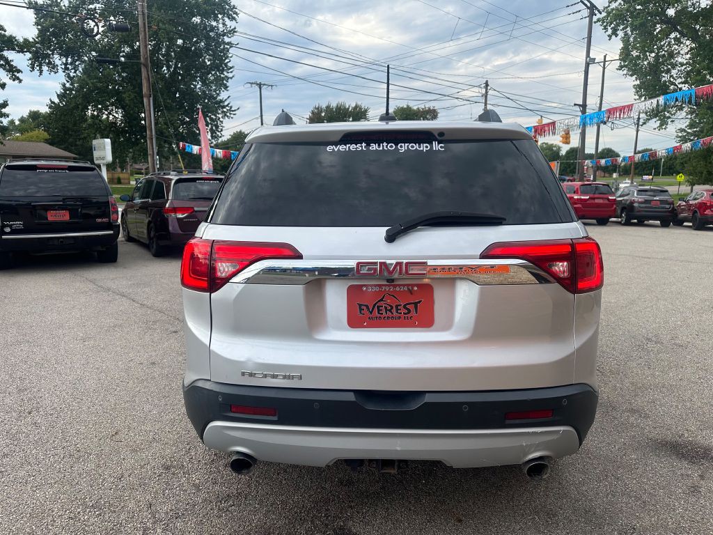 2018 GMC Acadia Image 4