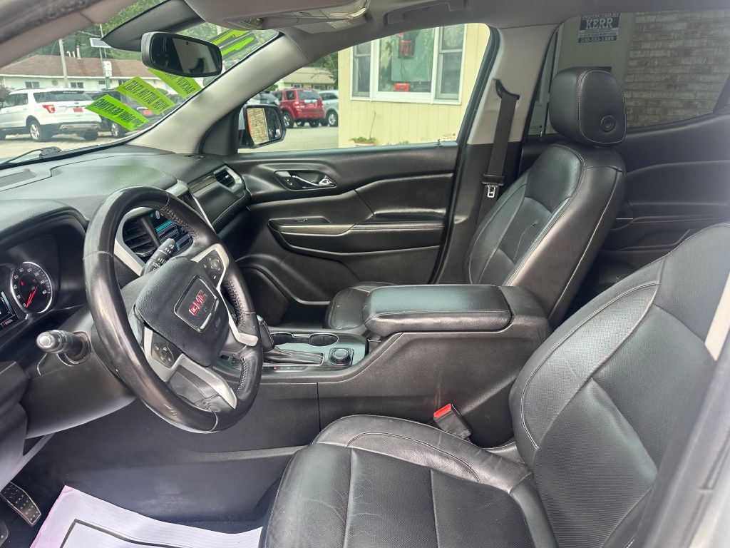 2018 GMC Acadia Image 11