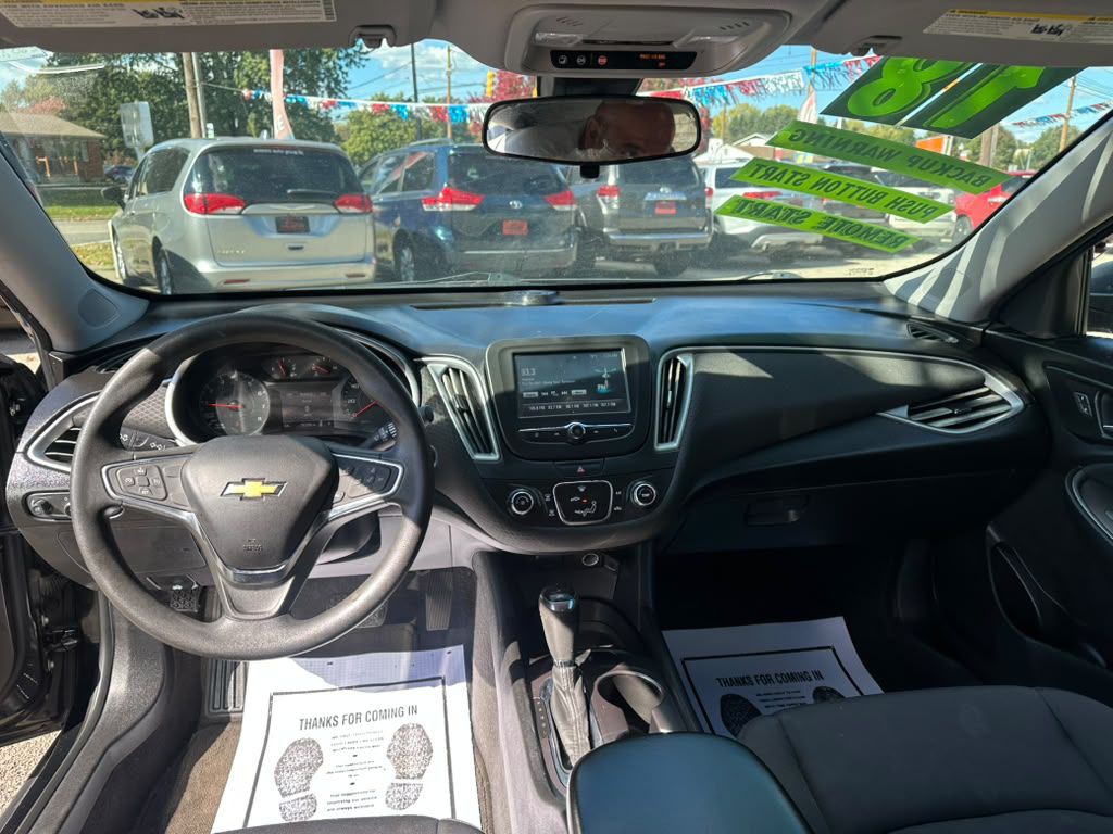2018 Chevrolet Malibu Image 7
