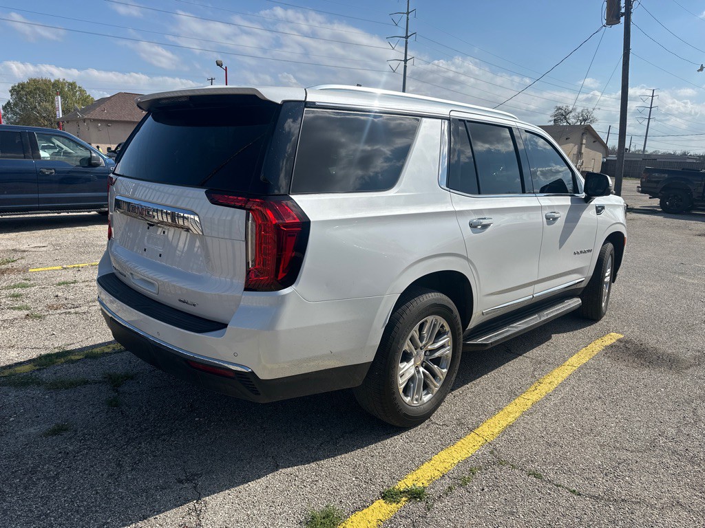 2023 GMC Yukon Image 4
