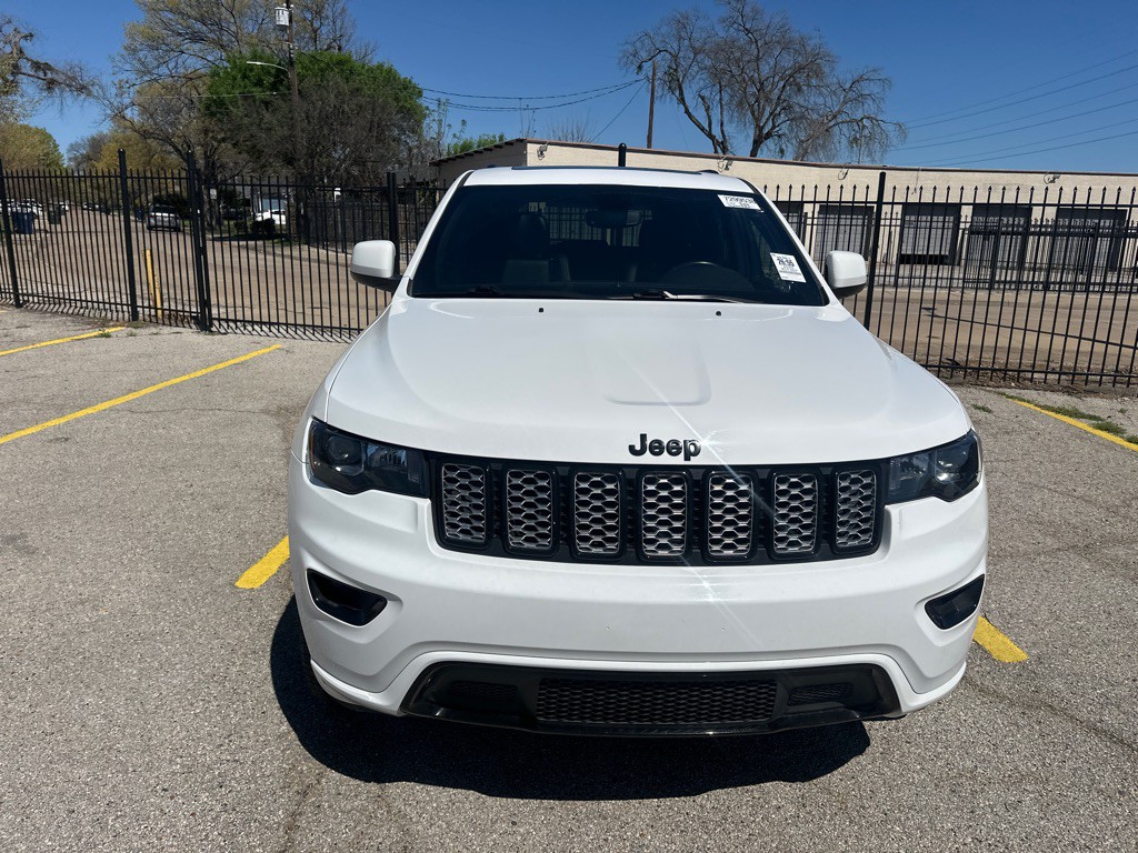 2020 Jeep Grand Cherokee Image 2