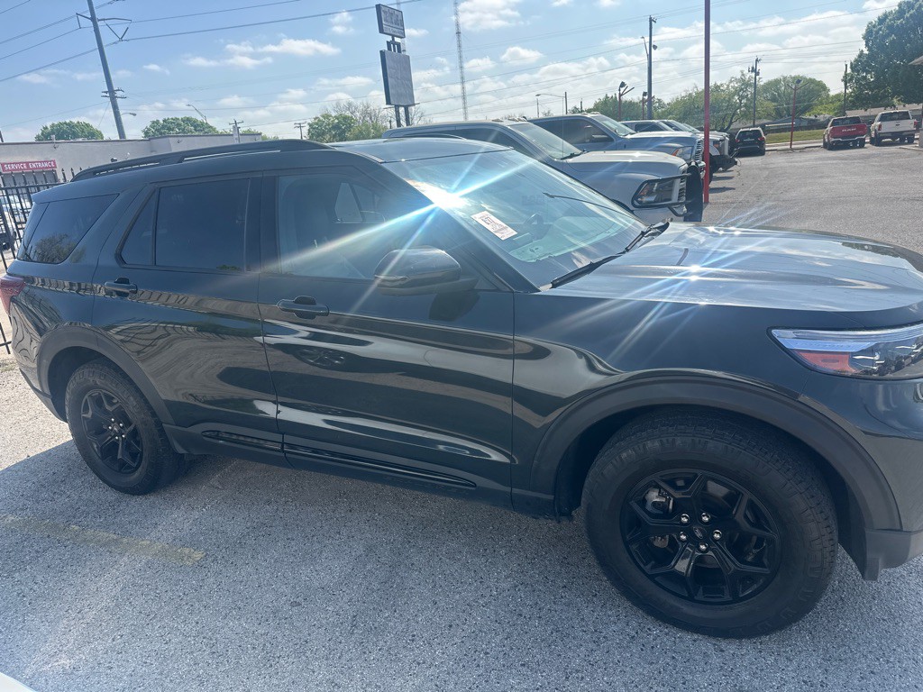 2022 Ford Explorer Image 4