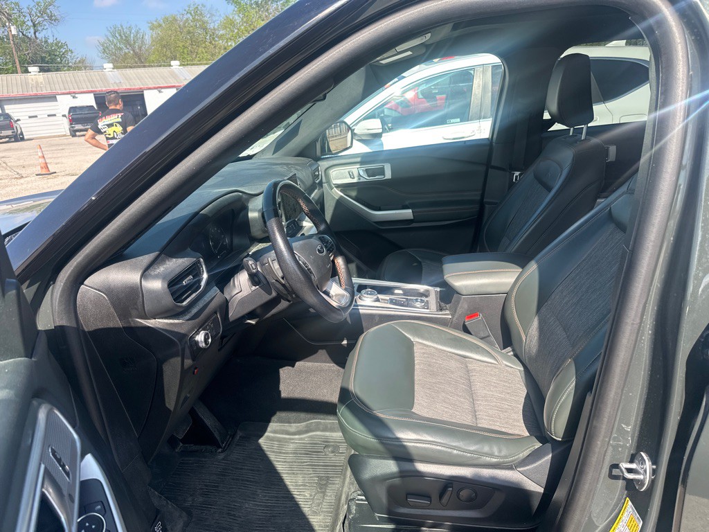 2022 Ford Explorer Image 7