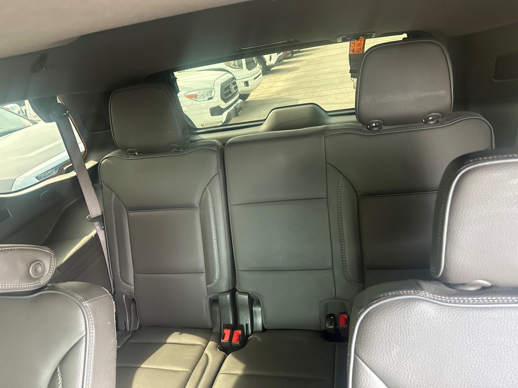 2021 GMC Yukon Image 8