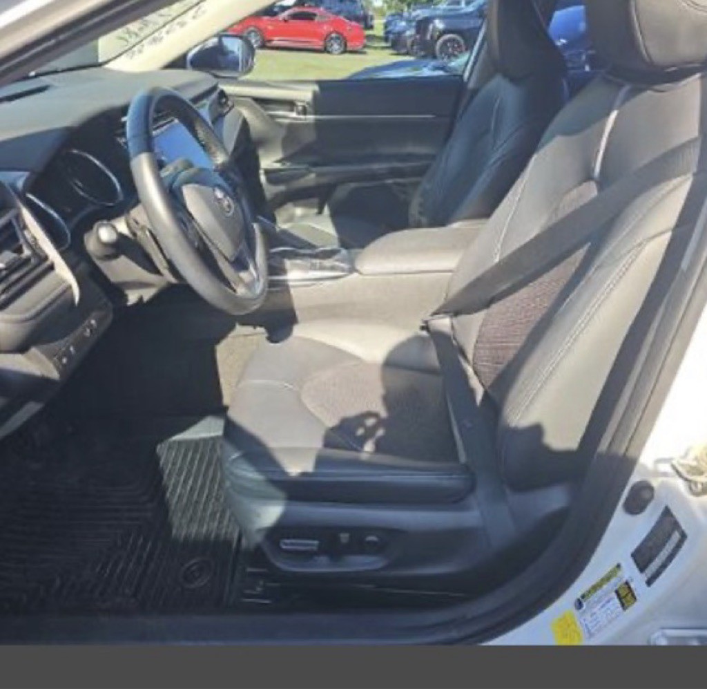 2020 Toyota Camry Image 6