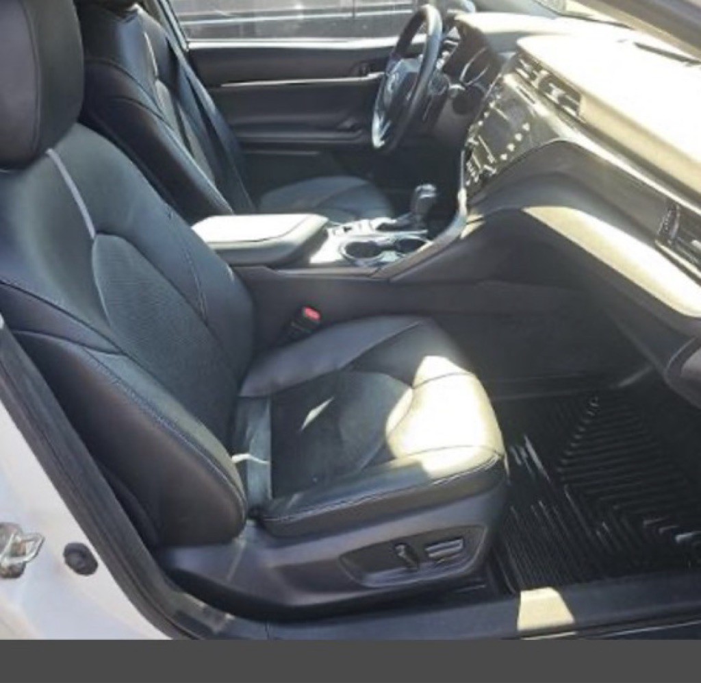 2020 Toyota Camry Image 7
