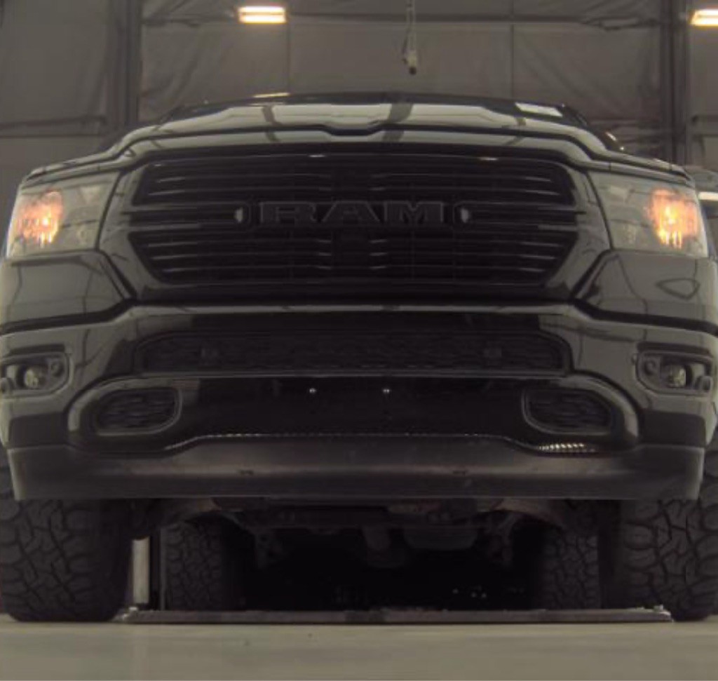 2019 RAM 1500 Image 3