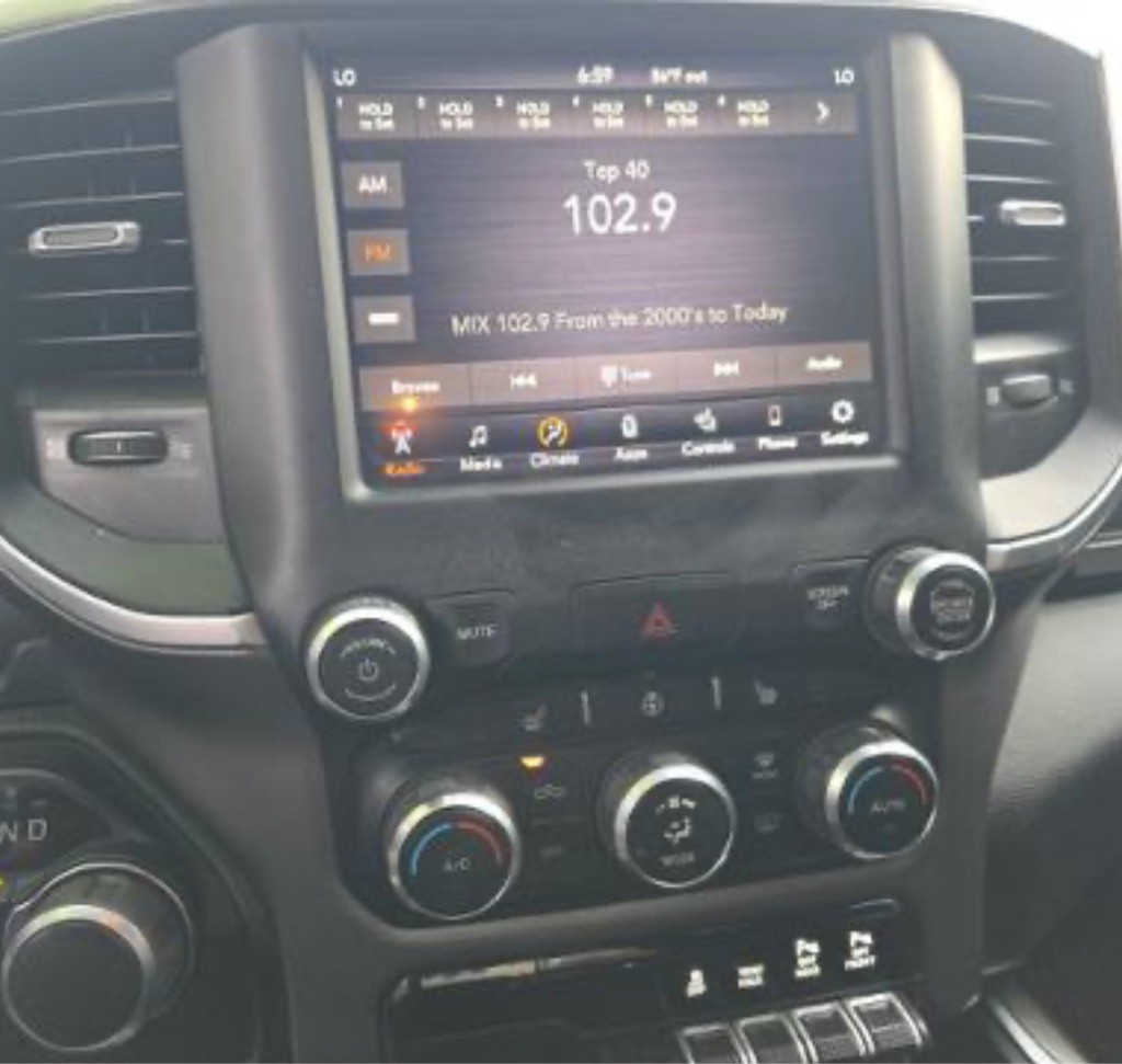 2019 RAM 1500 Image 8