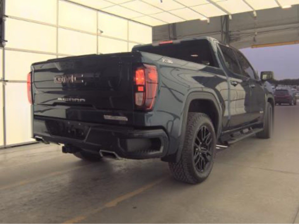 2021 GMC Sierra Image 3