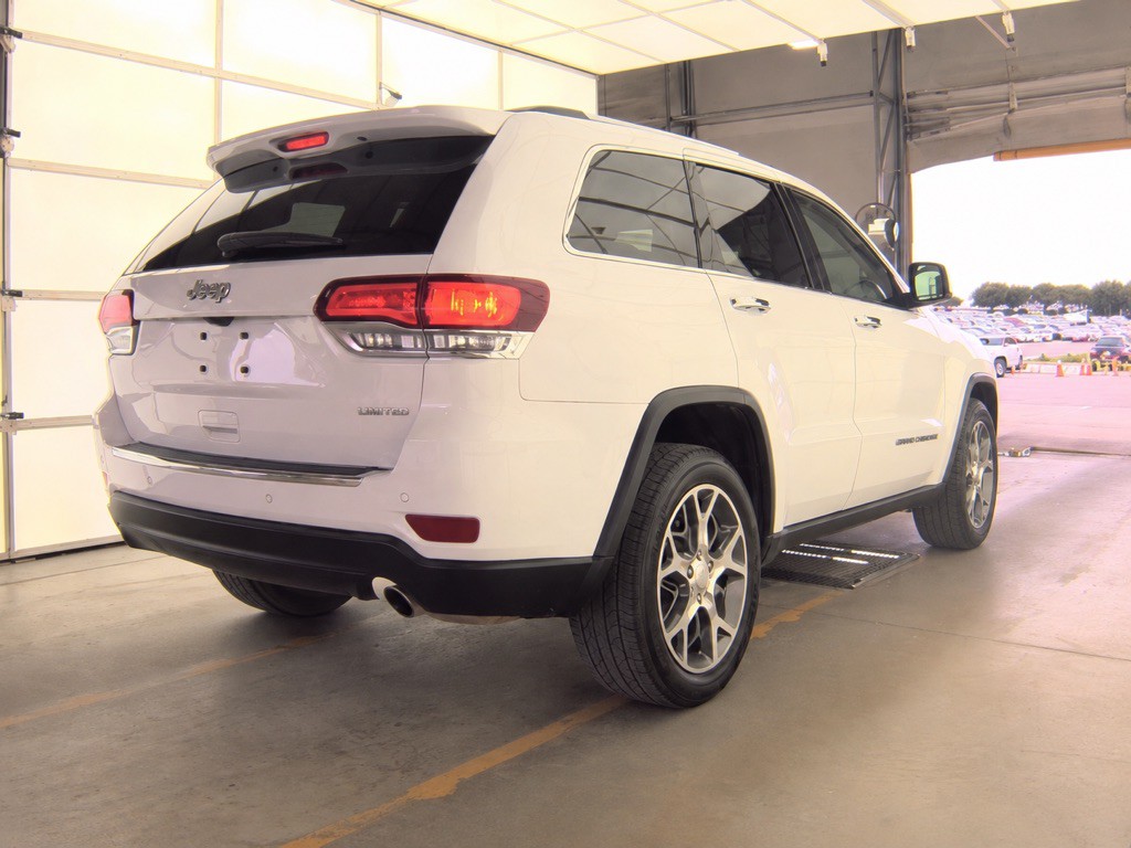 2021 Jeep Grand Cherokee Image 2