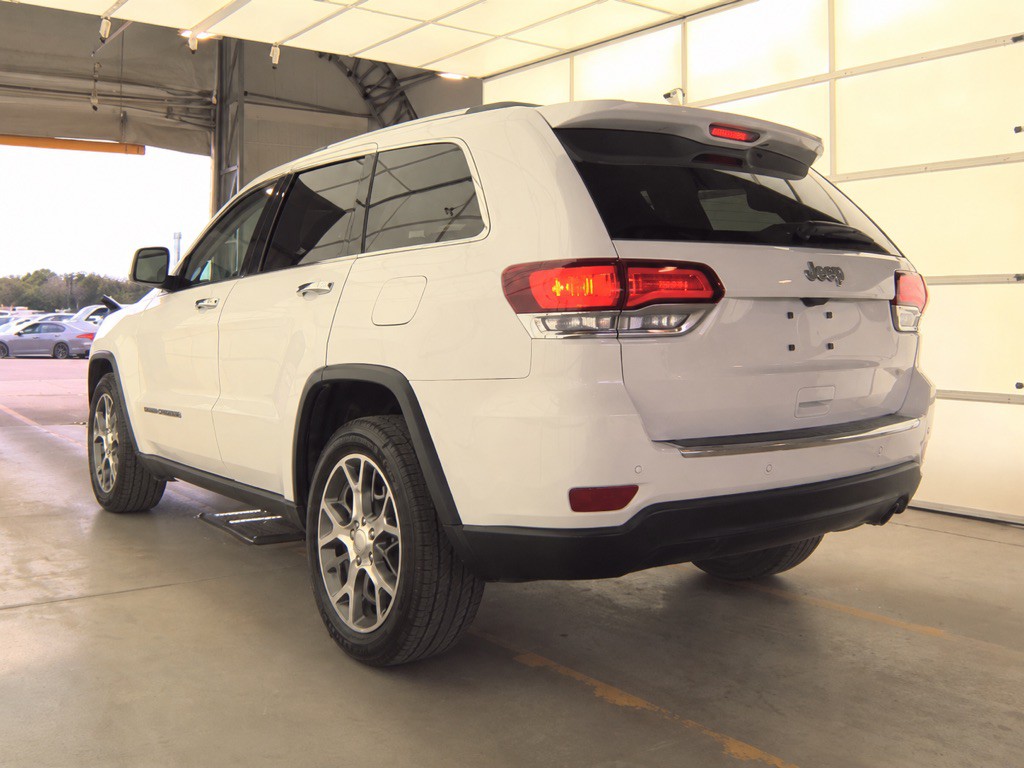 2021 Jeep Grand Cherokee Image 3