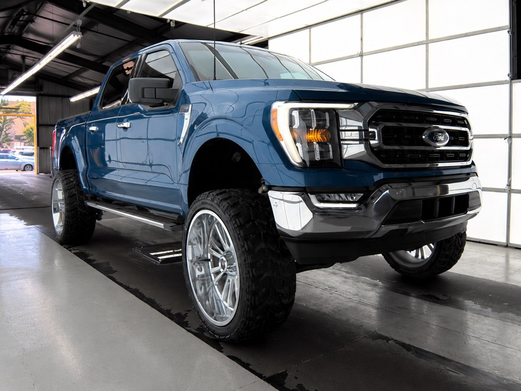 2023 Ford F-150 Image 2