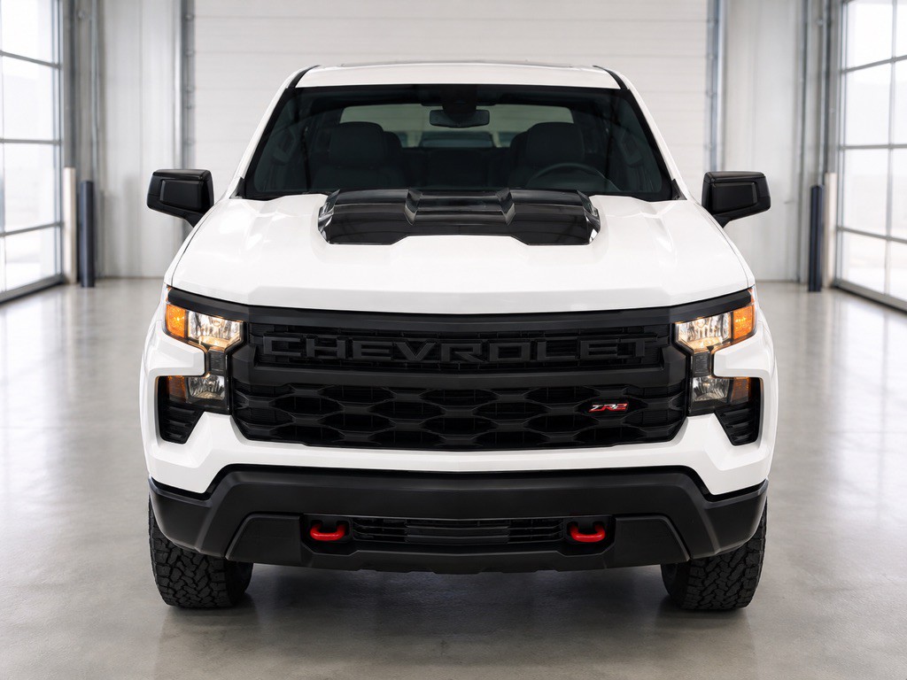 2024 Chevrolet Silverado 1500 Image 2