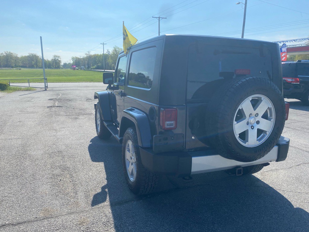 2010 Jeep Wrangler Image 8