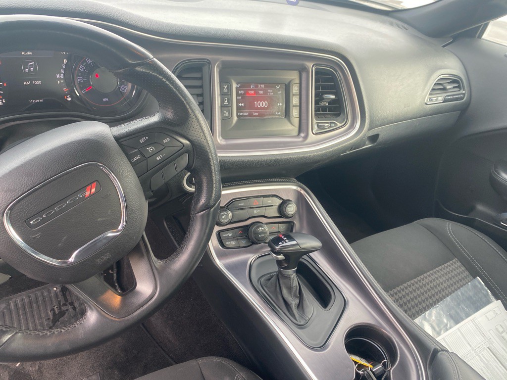 2016 Dodge Challenger Image 22