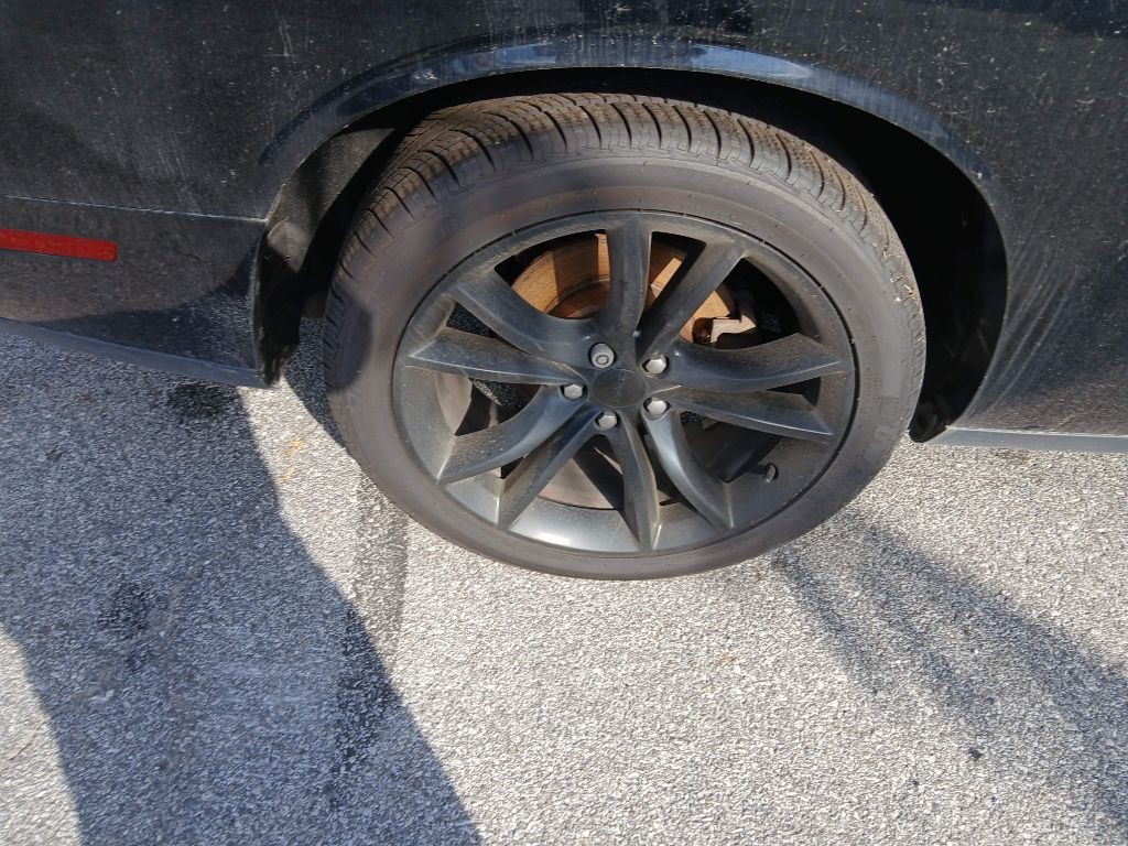 2016 Dodge Challenger Image 16