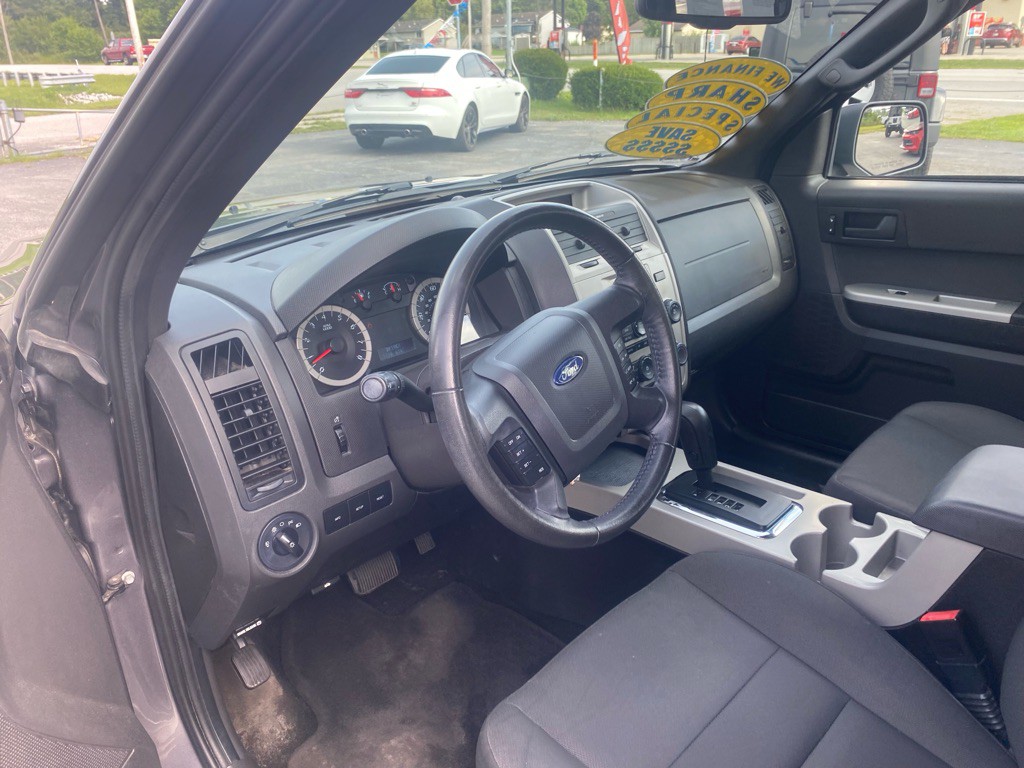 2011 Ford Escape Image 9