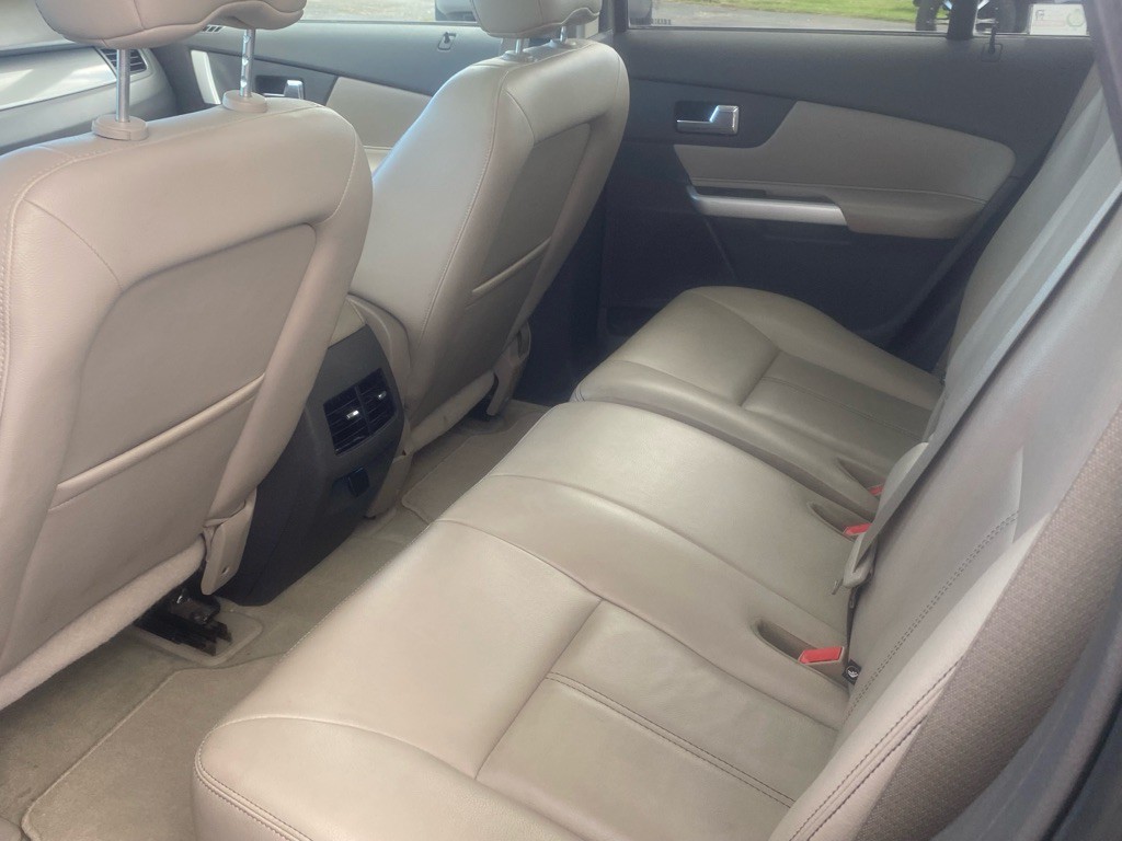 2012 Ford Edge Image 11