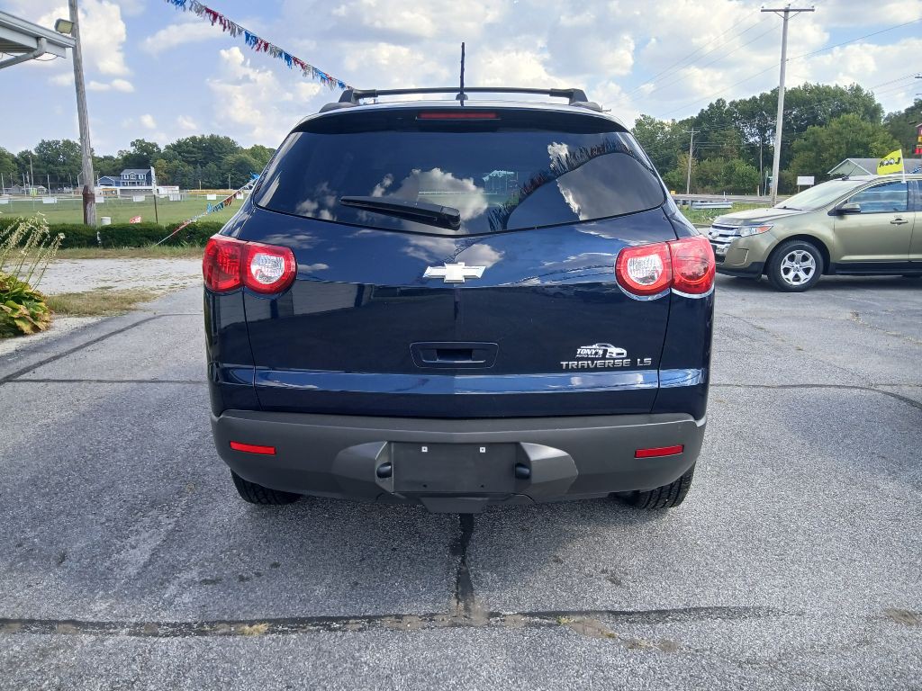2012 Chevrolet Traverse Image 3