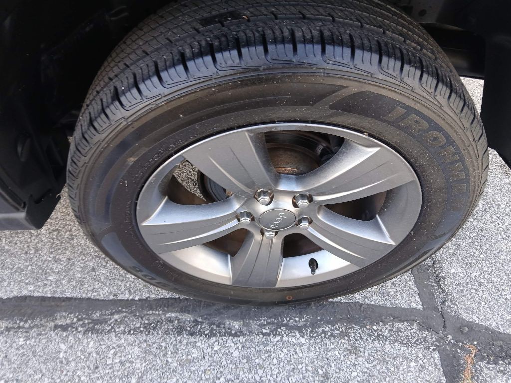 2015 Jeep Patriot Image 16