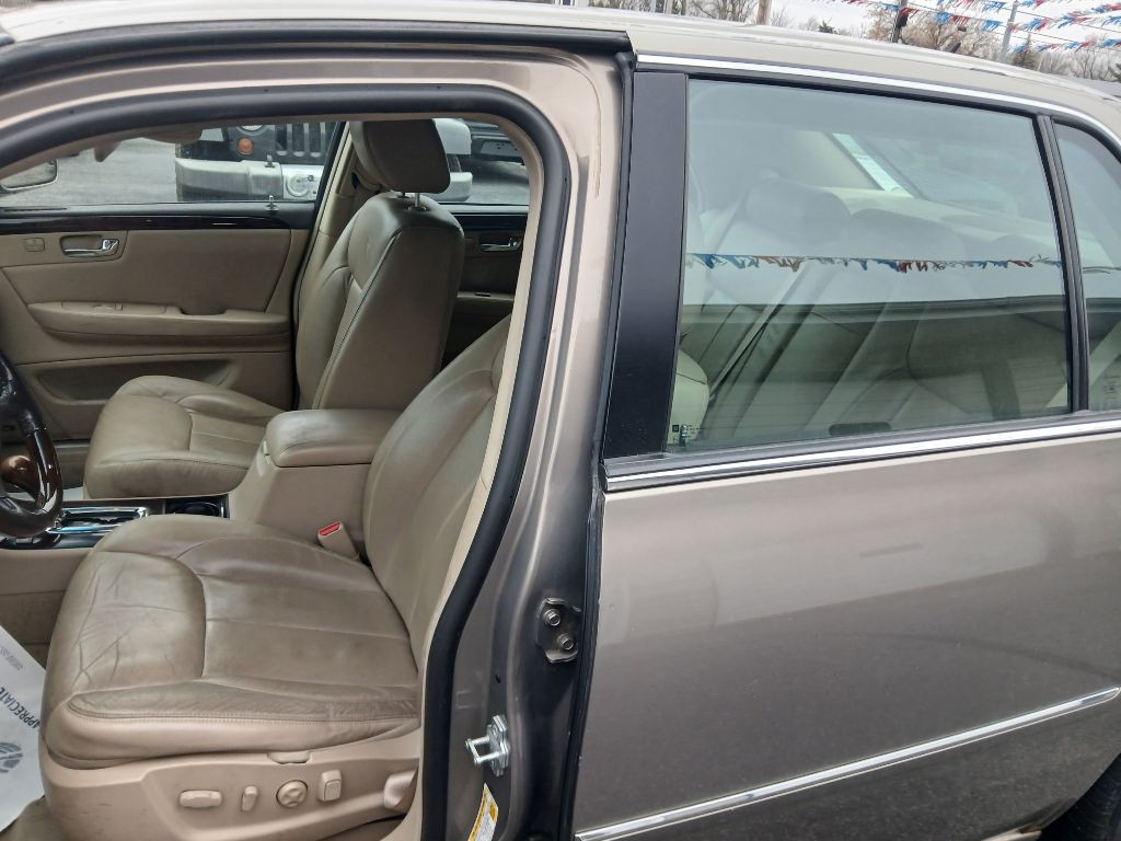 2007 Cadillac DTS Image 10