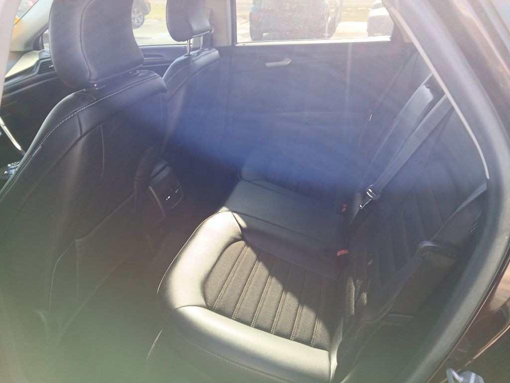 2018 Ford Fusion Image 11