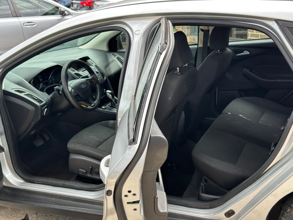 2015 Ford Focus Image 7