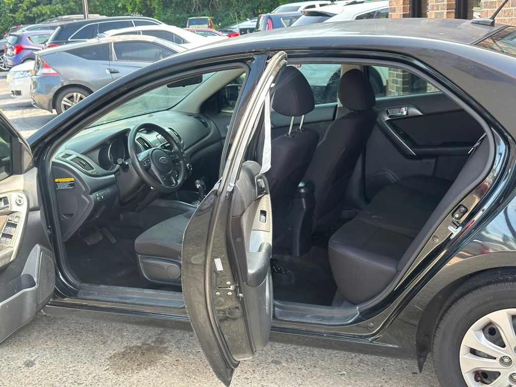 2013 Kia Forte Image 7