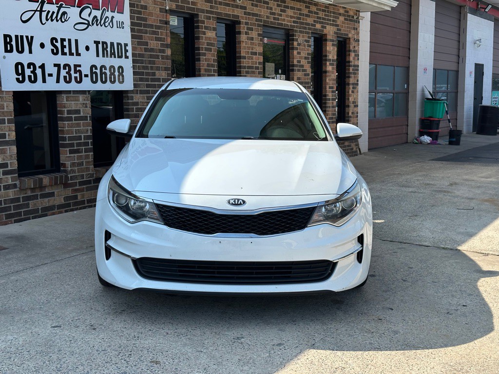 2017 Kia Optima Image 3