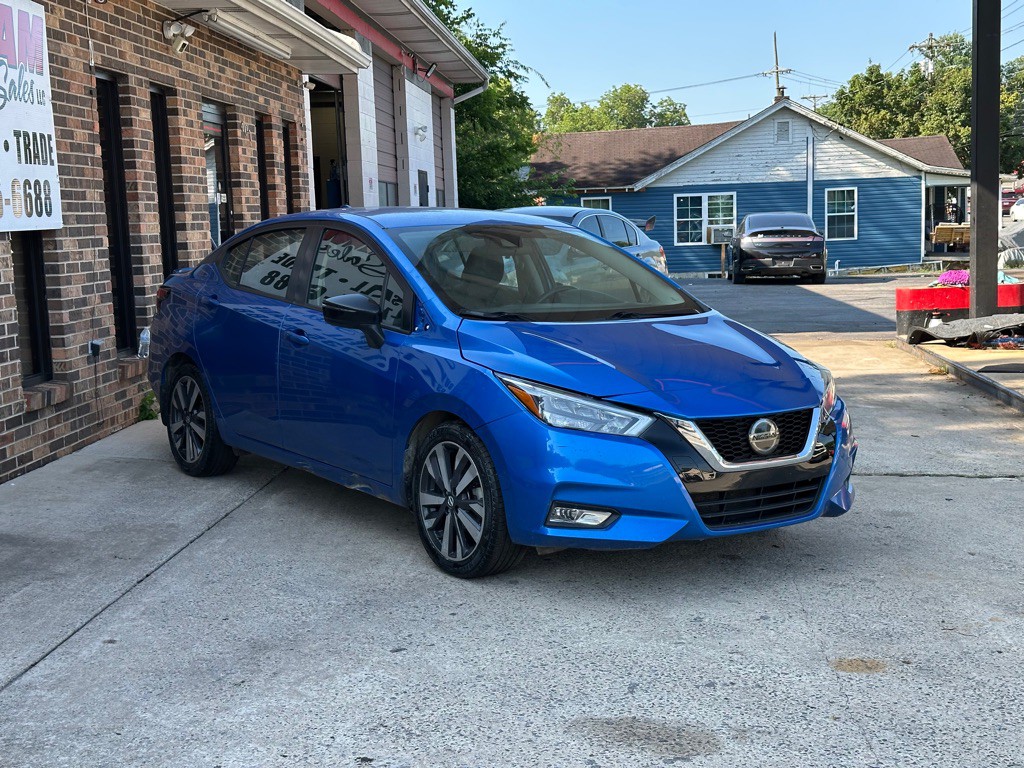 2020 Nissan Versa Image 4