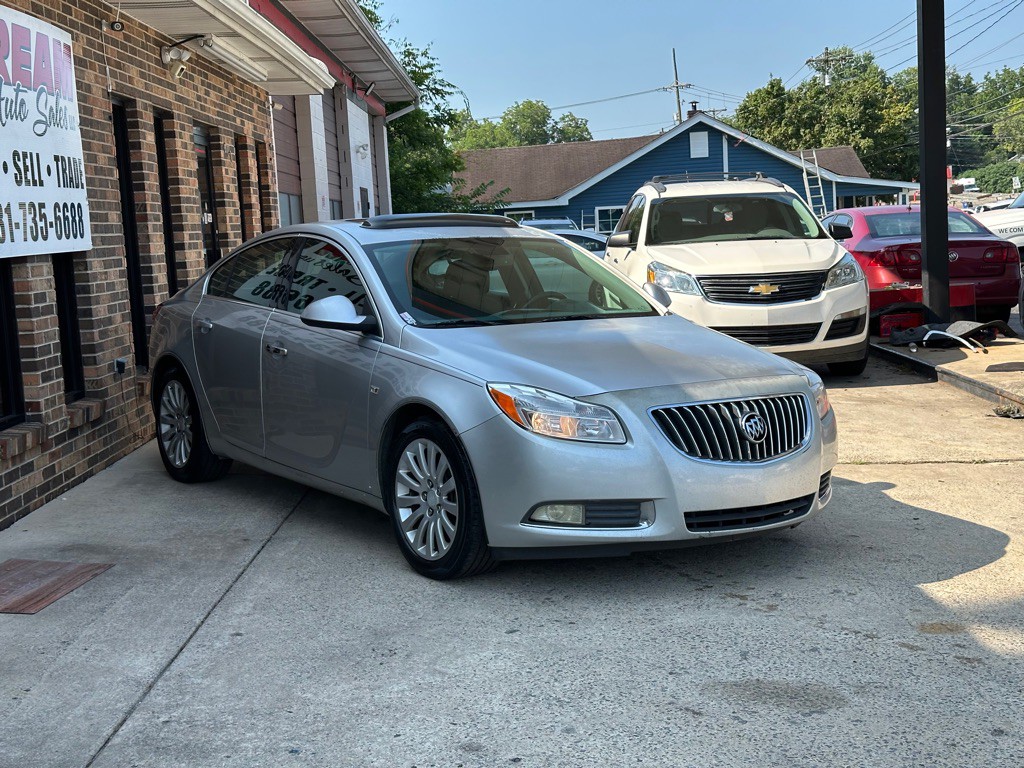 2011 Buick Regal Image 4