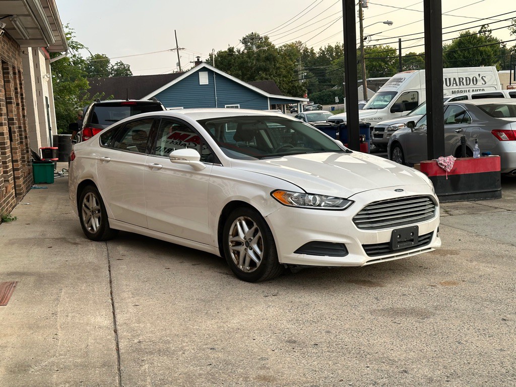 2015 Ford Fusion Image 4