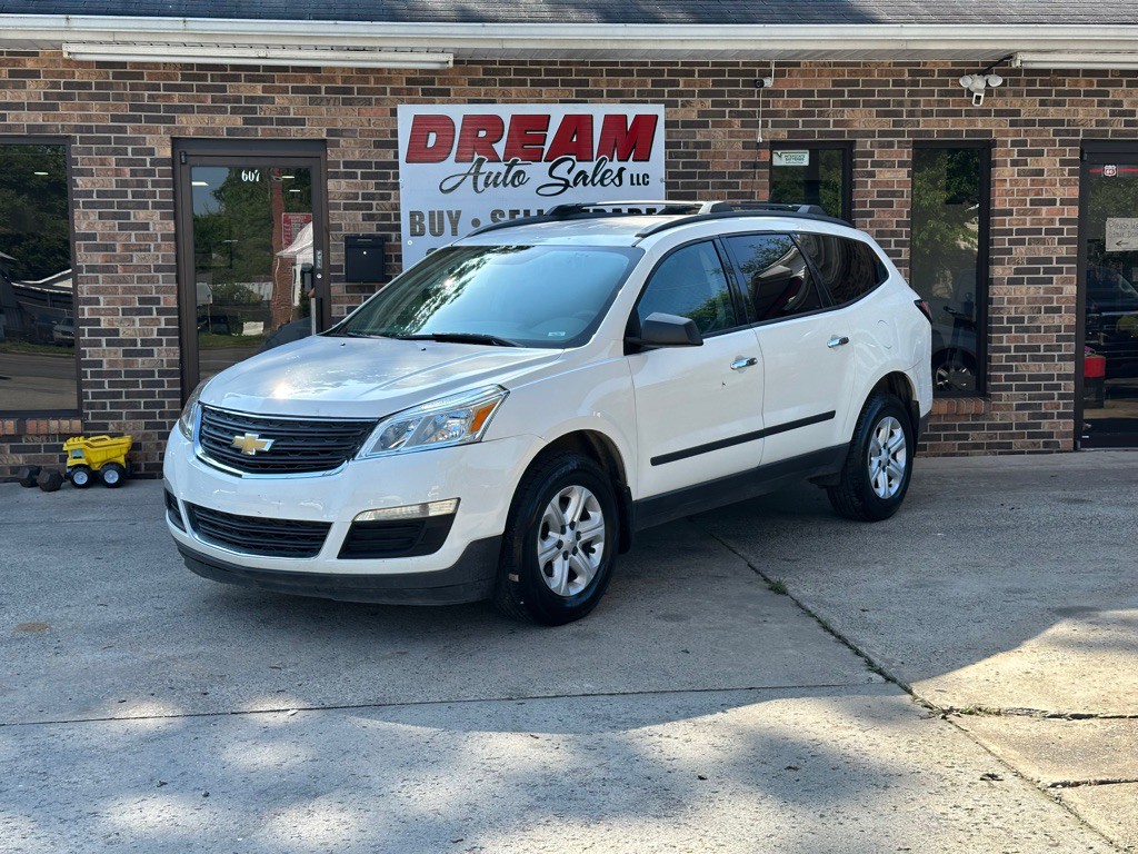 2014 Chevrolet Traverse Image 2
