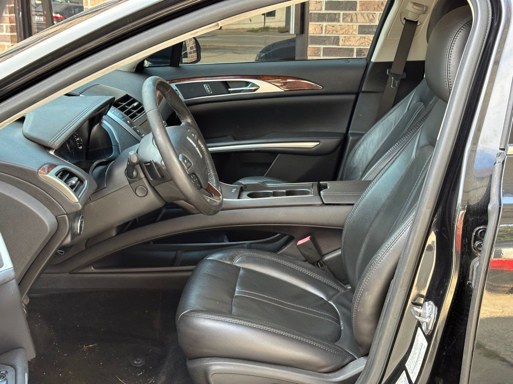 2014 Lincoln MKZ Image 6