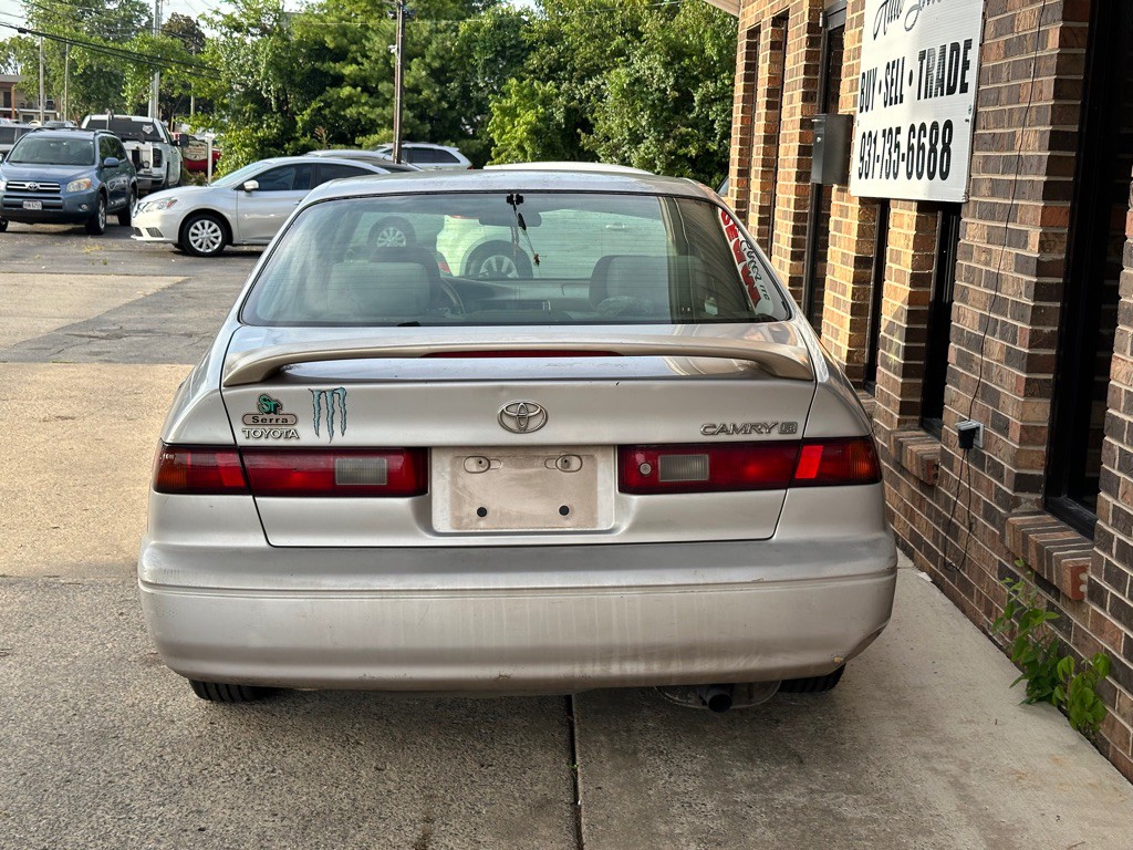 1998 Toyota Camry Image 5