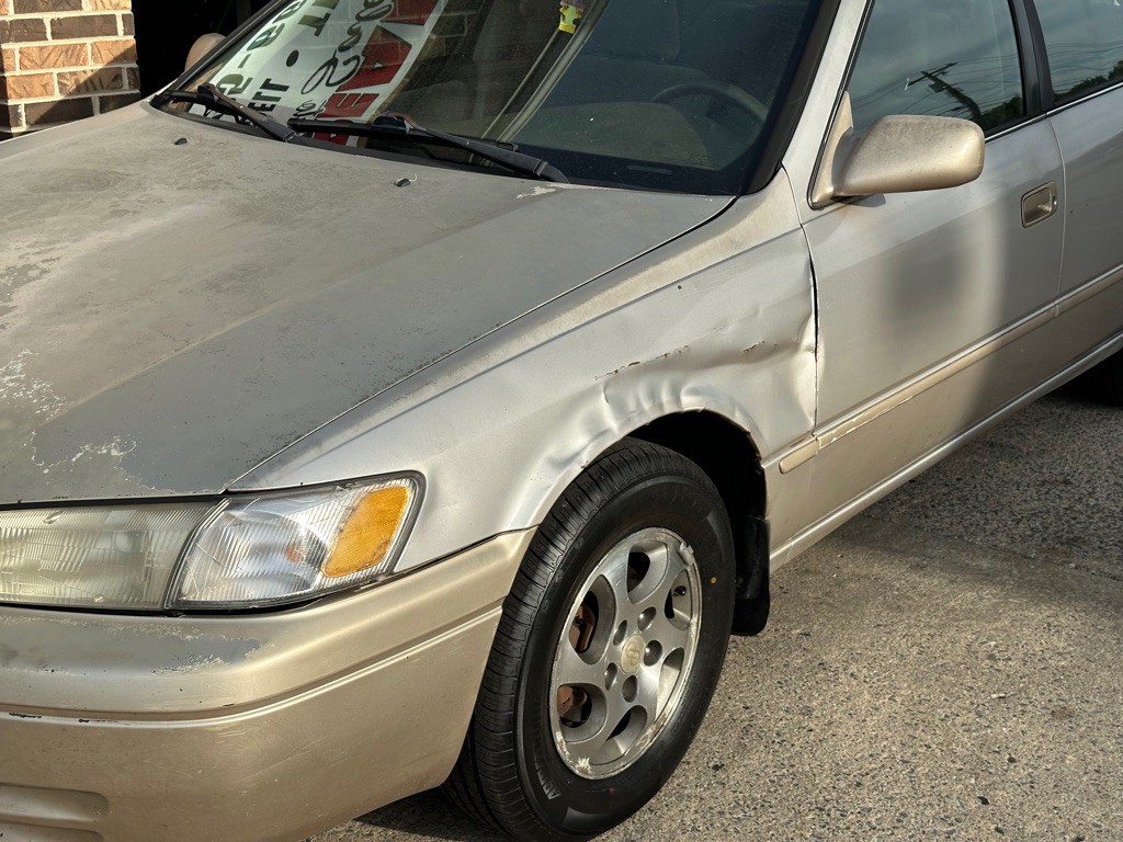 1998 Toyota Camry Image 6
