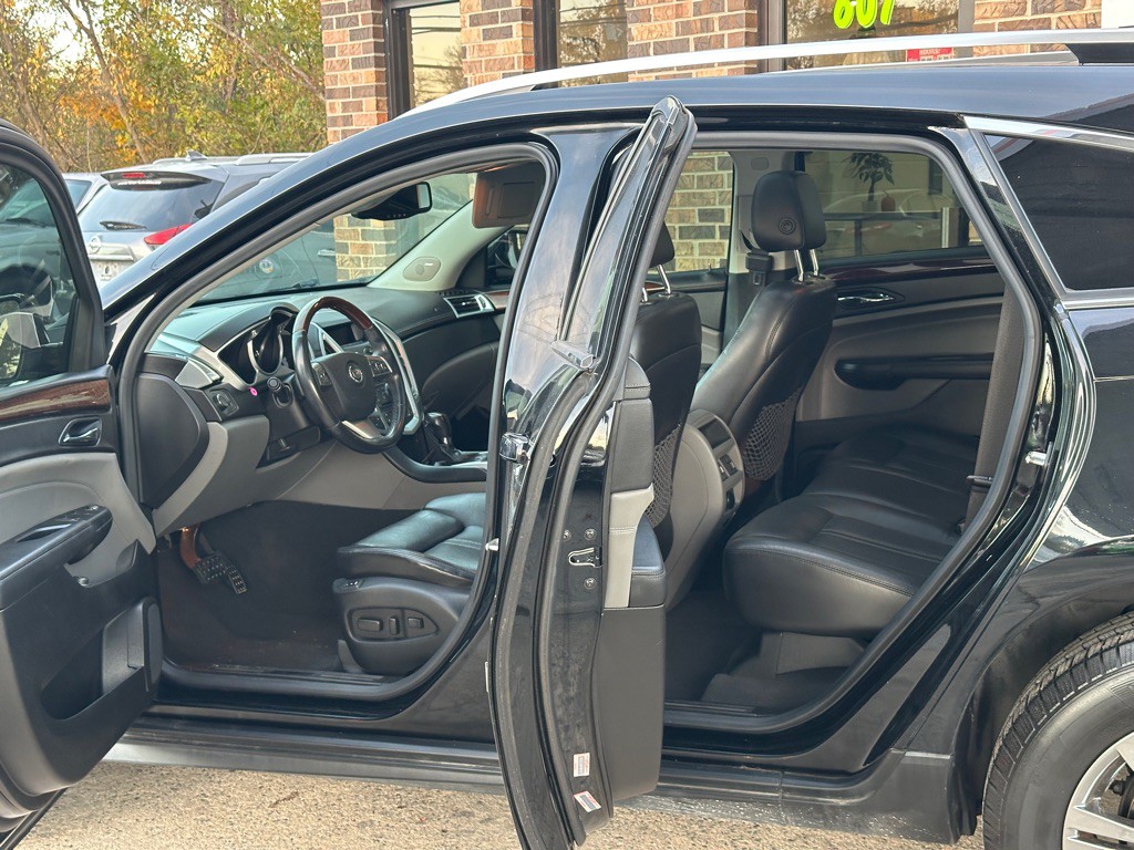 2011 Cadillac SRX Image 7