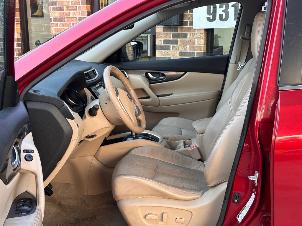 2015 Nissan Rogue Image 6