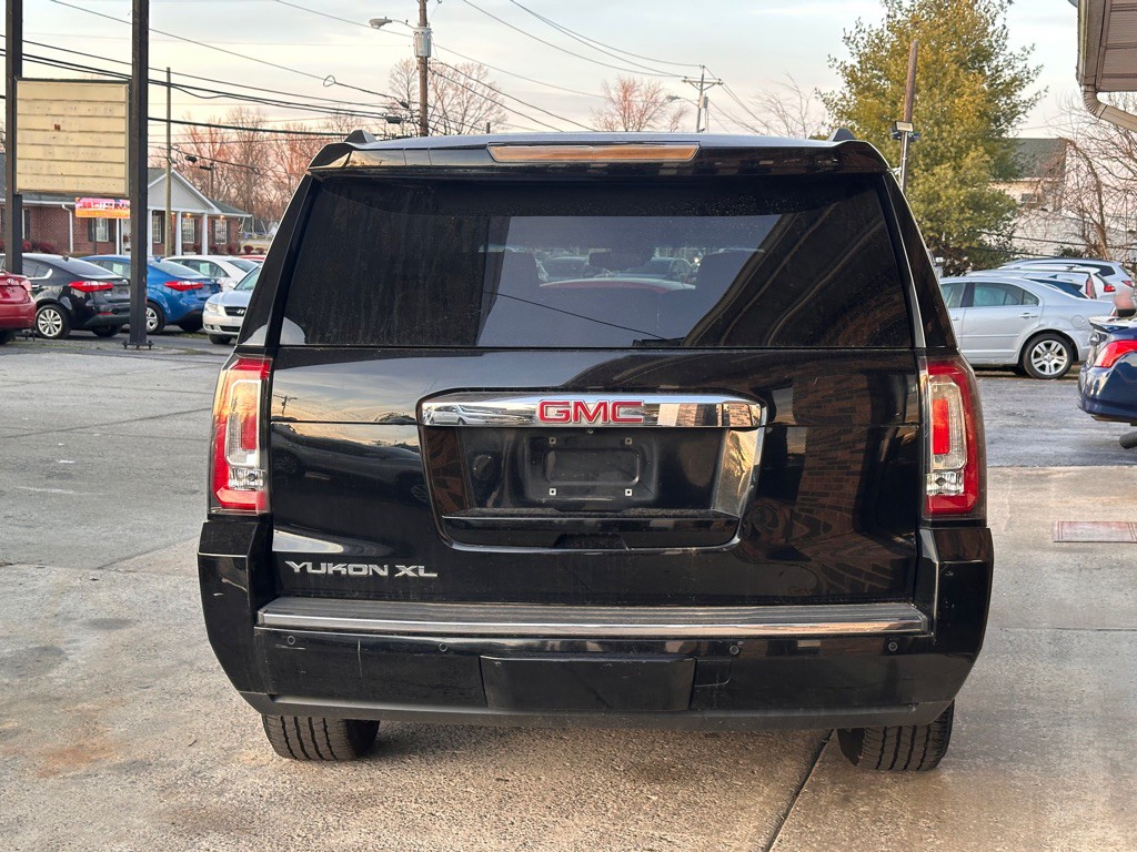 2015 GMC Yukon Image 6