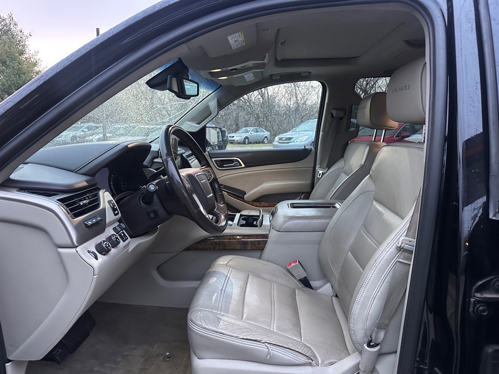 2015 GMC Yukon Image 7