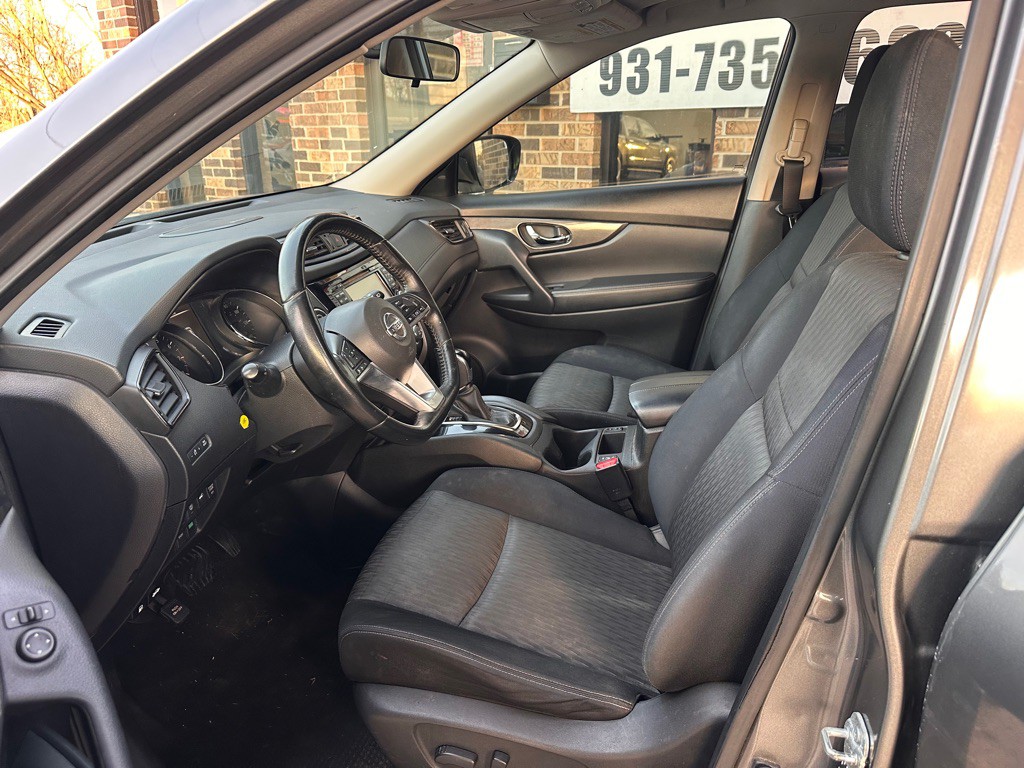 2017 Nissan Rogue Image 7