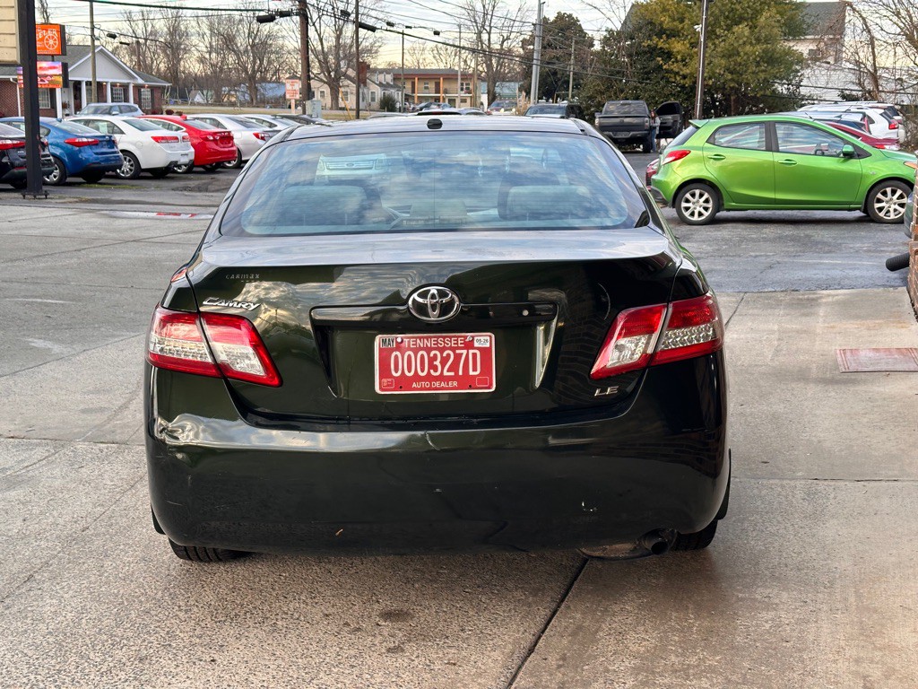 2010 Toyota Camry Image 6